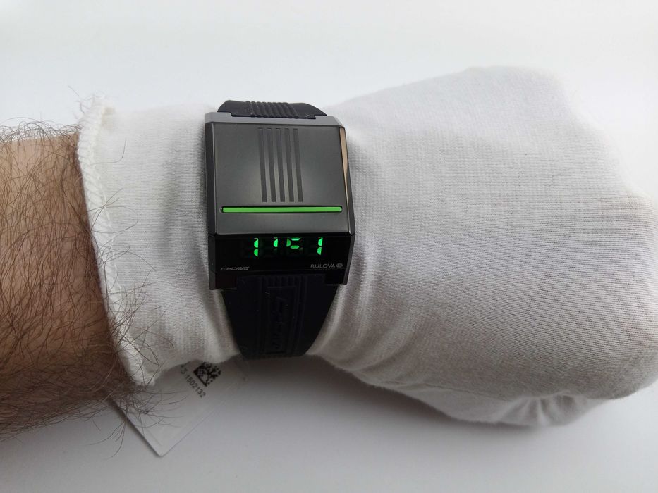 Bulova Computron 98C141 мужские экстравагантные часы из будущего