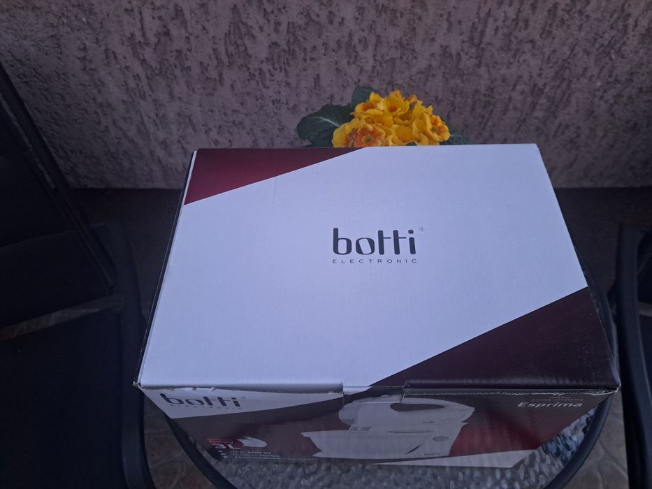 Mikser z misą obrotową  3L 400W