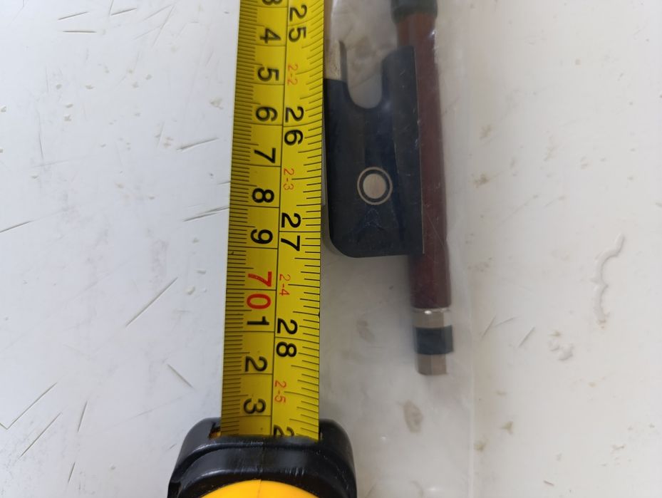 Смичок для веолончелі