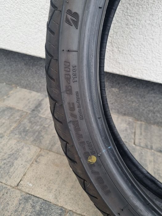 Opona motocyklowa 110/70/17