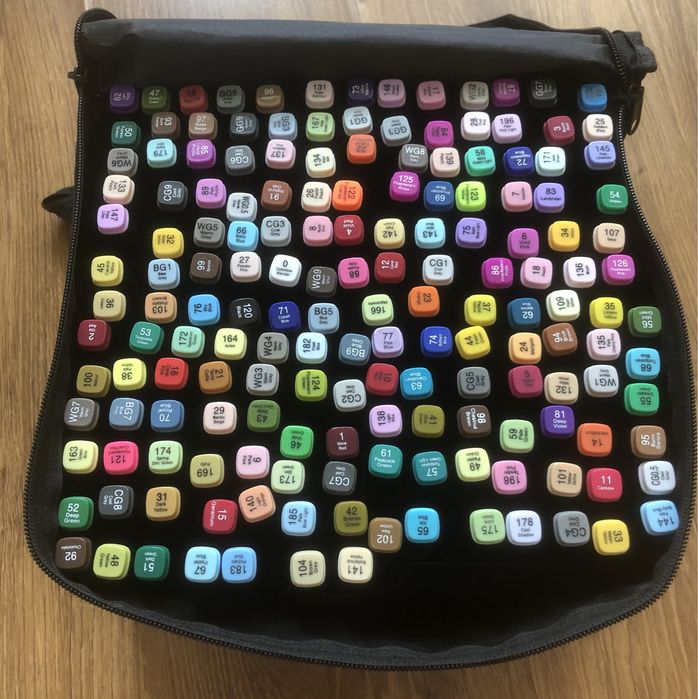 Продам набір маркерів 168 штук