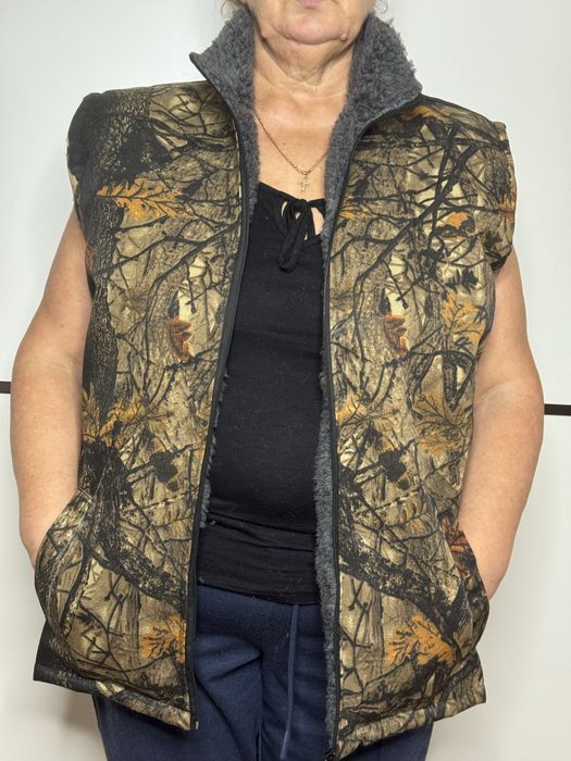 Камуфляжна жилетка на овчині
