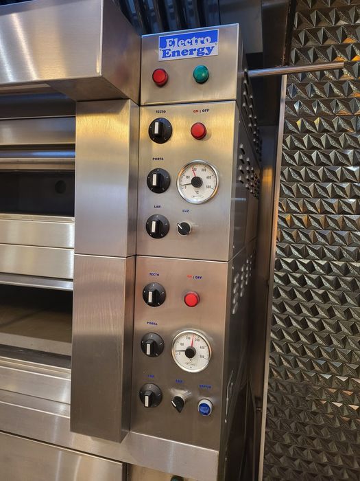 Forno profissional 1 mês de uso