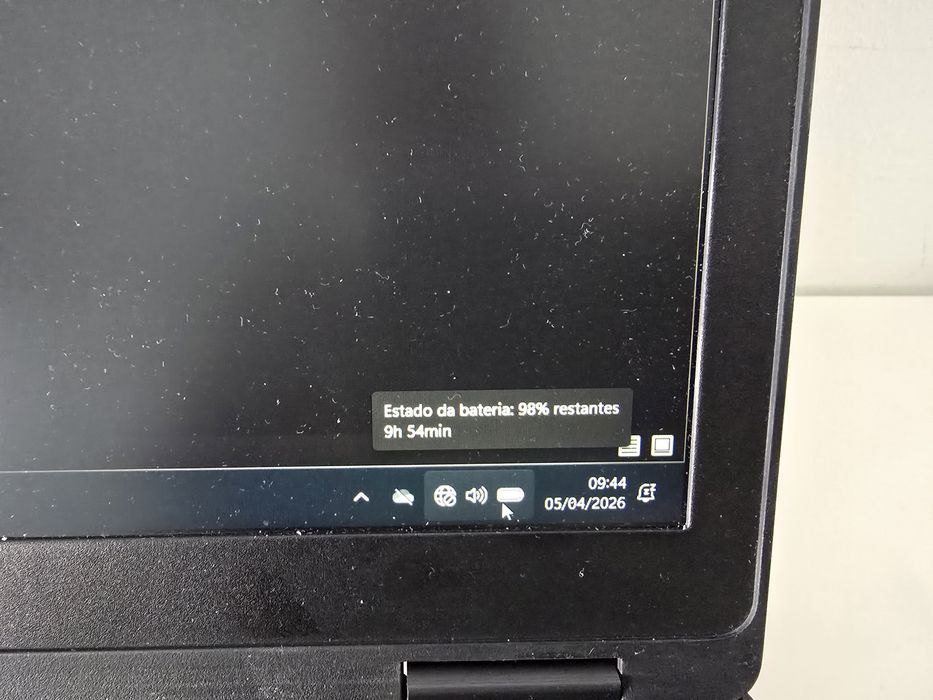 Dell E5590 i5 8th 12gb/480Gb +/- 4 horas de autonomia