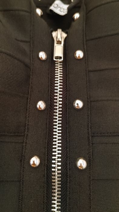 Sukienka dopasowana M/L