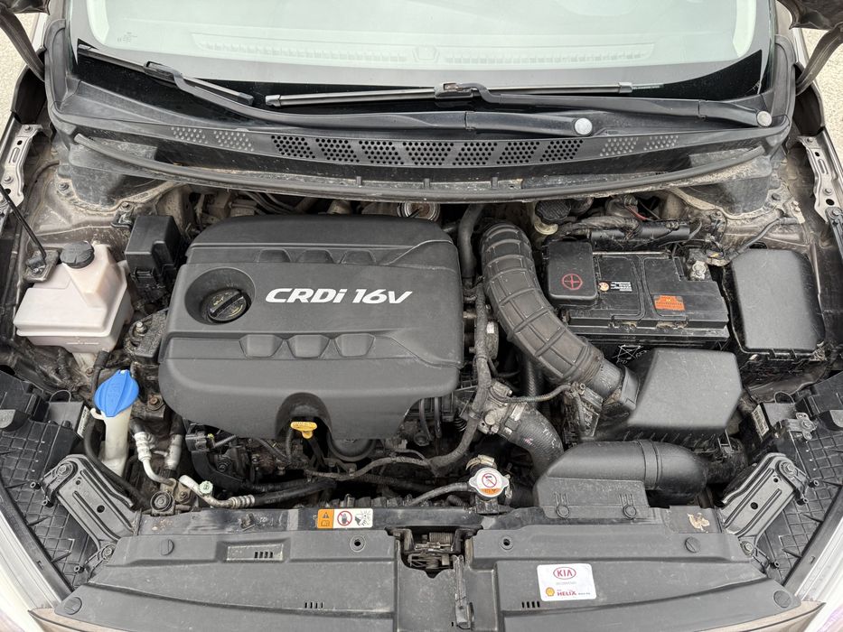 KIA Cee'd CRDi 2013