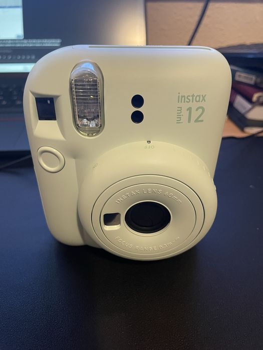 Instax Mini 12 Verde nova, por estrear