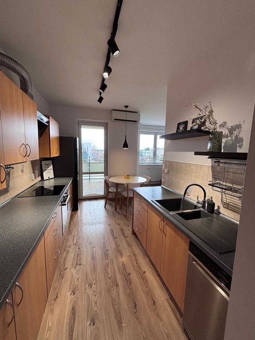 Leszno -Ostroroga 74m2 winda