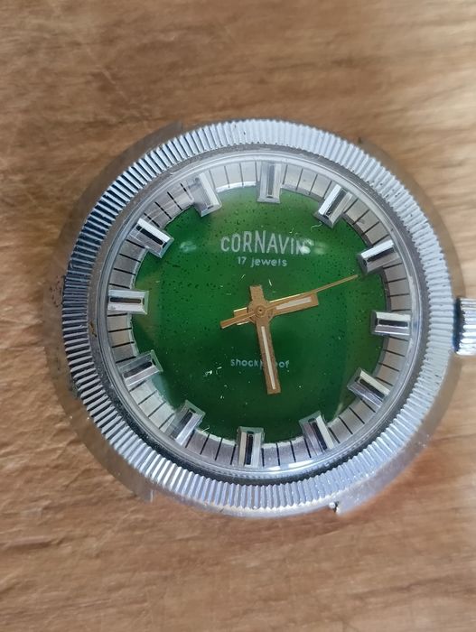 Наручний годинник. Часы наручные ракета в хроме,ссср.