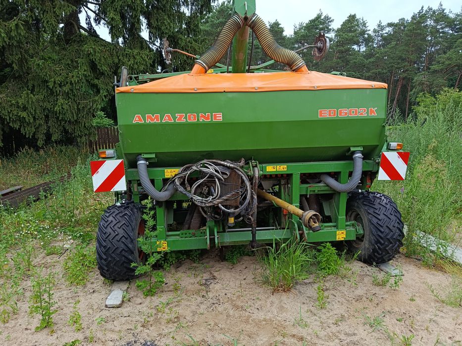 Siewnik Talerzowy  Do Kukurydzy Amazone Ed 602