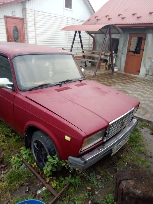 Продаю ваз 2107 находу