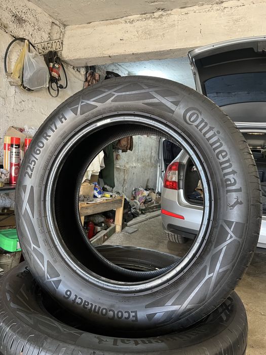 Літня Резина 225/60 R17 Continental