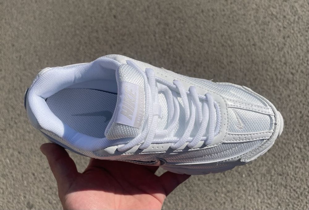 Nike Initiator White 36-40 в наявності.