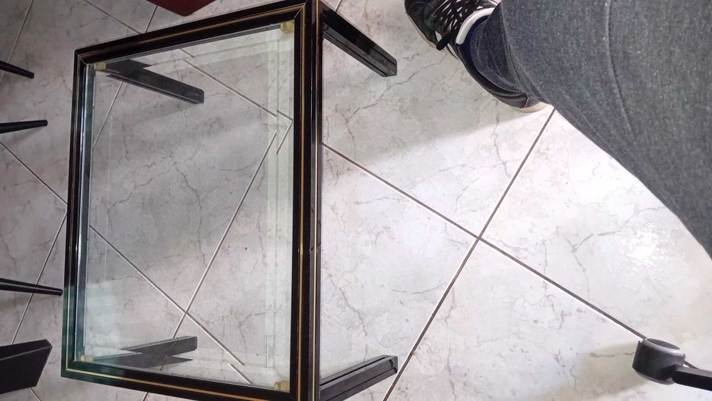 Mesa de apoio de sala