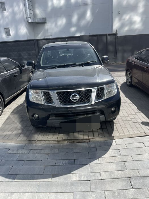 Nissan Navara D 40