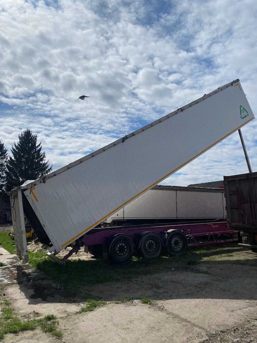 Напівпричеп самоскид Kempf 70м3