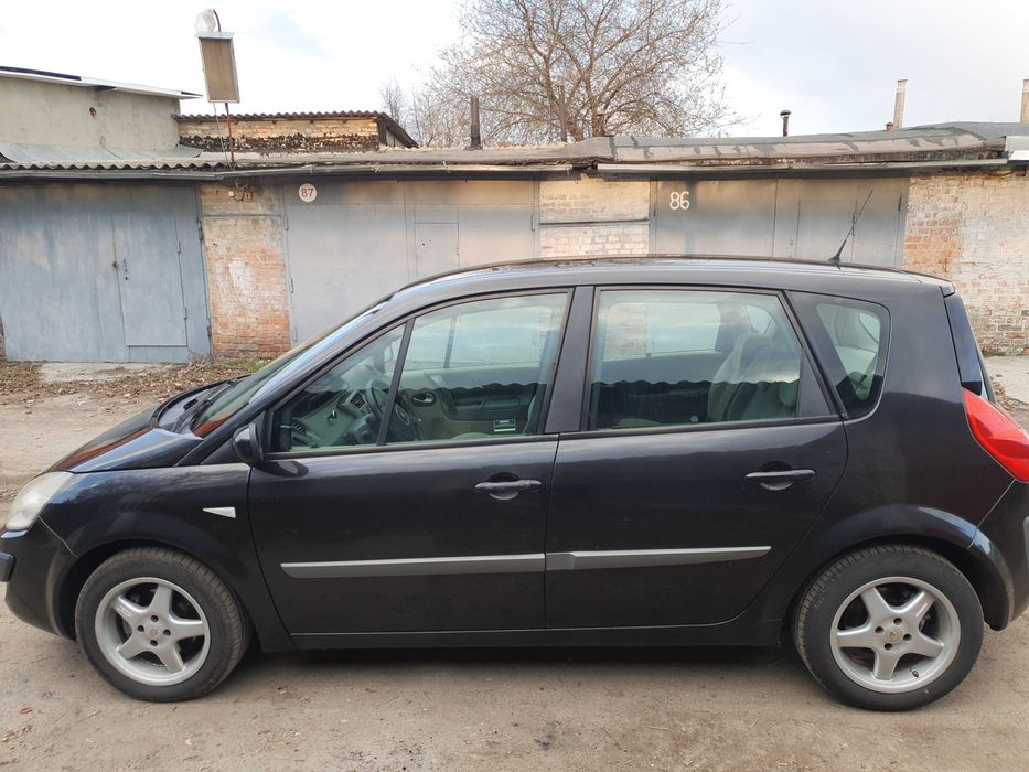 Renault Scenic 2 2007 (рестайлинг)