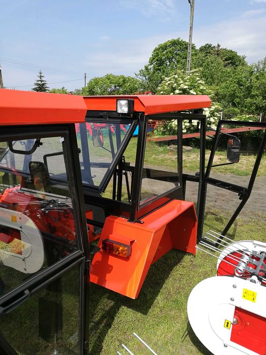 Kabina ciągnikowa URSUS c330 c360 MF 255 t-25 / _SOLIDNA_