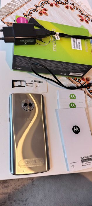 Chromowany, wyjątkowy smartfon motorola g6