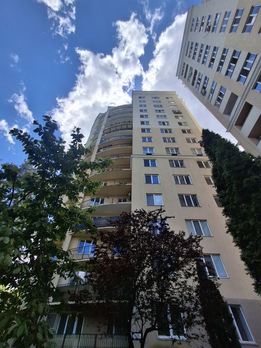 Продам Квартиру ЖК Чайки 1  Розстрочка комнатна Євро 2 ремон Меблі 50 м2