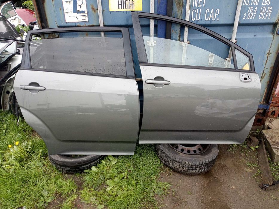 COROLLA VERSO II 04-09 drzwi prawy przód kolor 1c3
