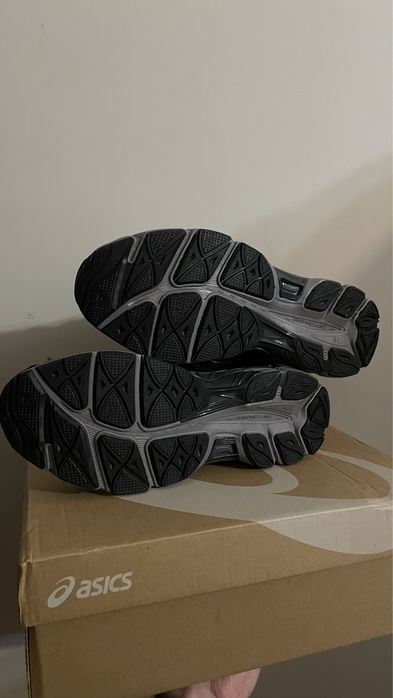 Asics Gel NYC Pretos | Tamanho 42