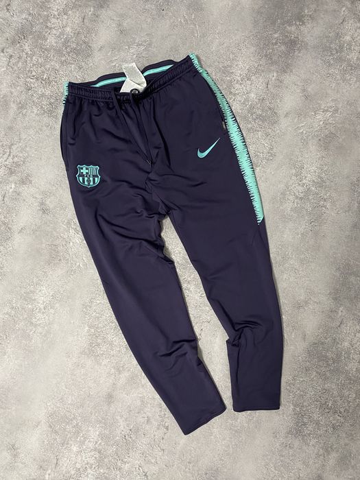 Чоловічі спортивні штани Nike Barcelona