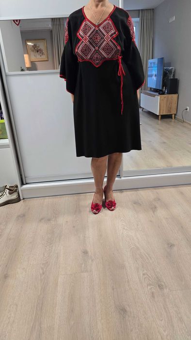 Вишита сукня, вишите плаття, сукня з вишивкою