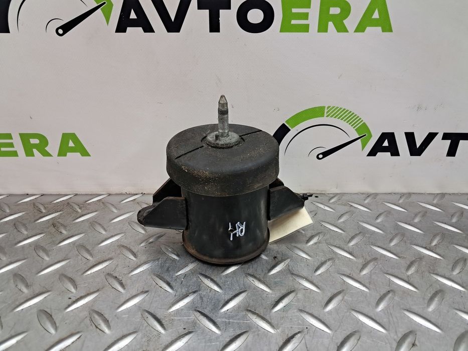 Подушка двигателя правая NISSAN LEAF 11-17 112103NF0A