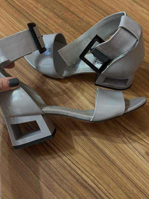 Босоніжки , слінгбеки натуральна шкіра