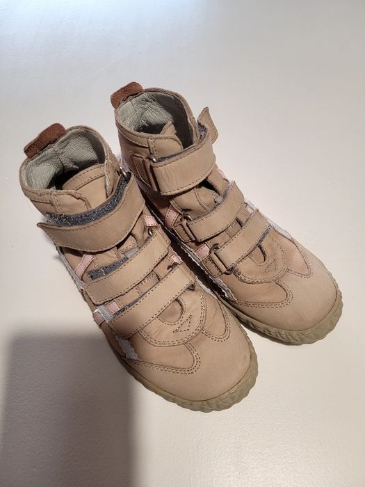 Sprzedam  buty marki  Bartek