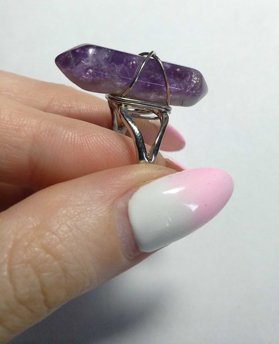 Pierścionek z ametystem naturalnym