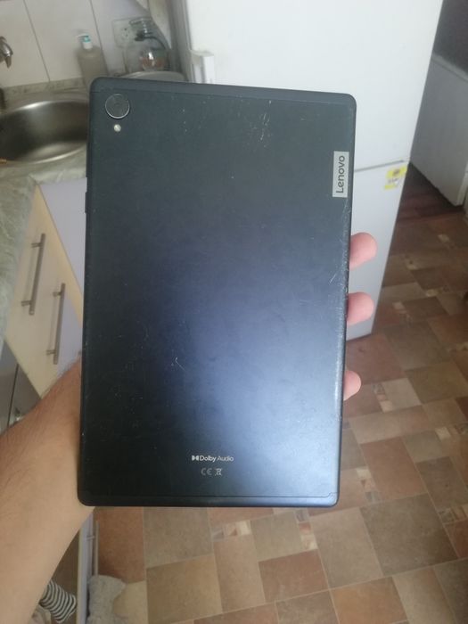 Продам робочий планшет Lenovo Tab K10 (4/64) з чохлом-підставкою