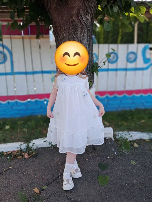 Сукня для дівчинки