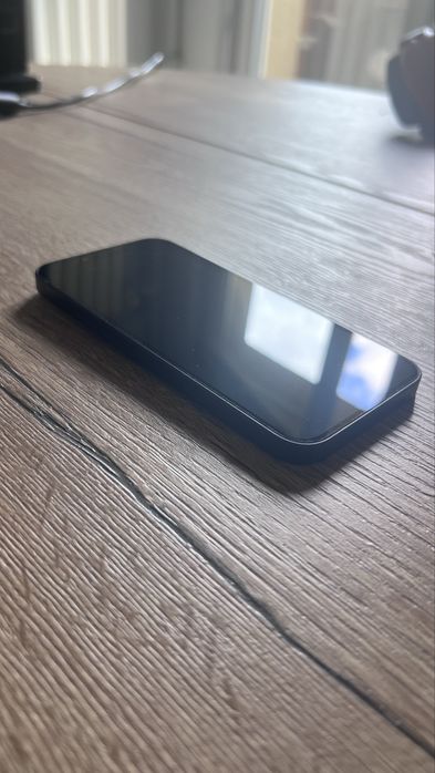 Iphone 13  256 GB zadbany
