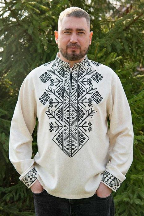 Вишиванка чоловіча лляна українська сорочка вишита з довгим рукавом