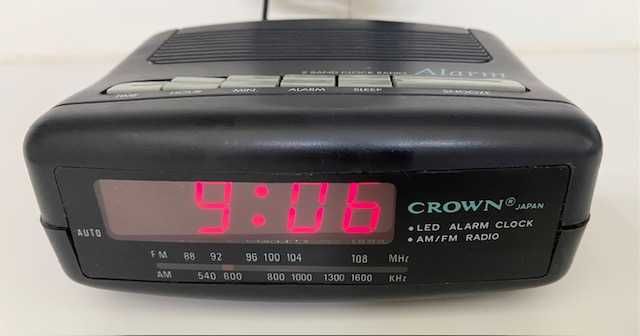 Rádio - Despertador Crown