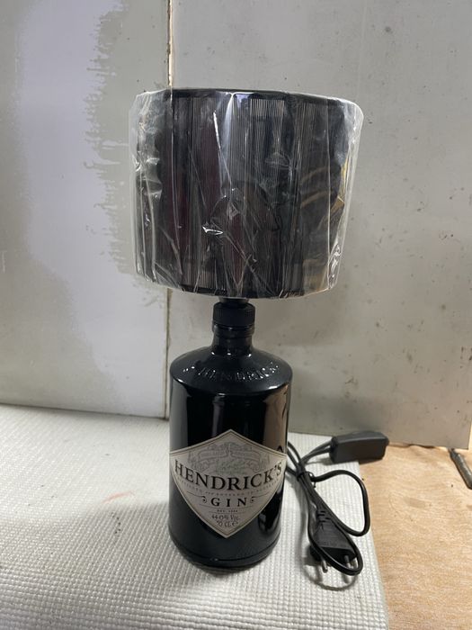 Candeeiros de garrafas