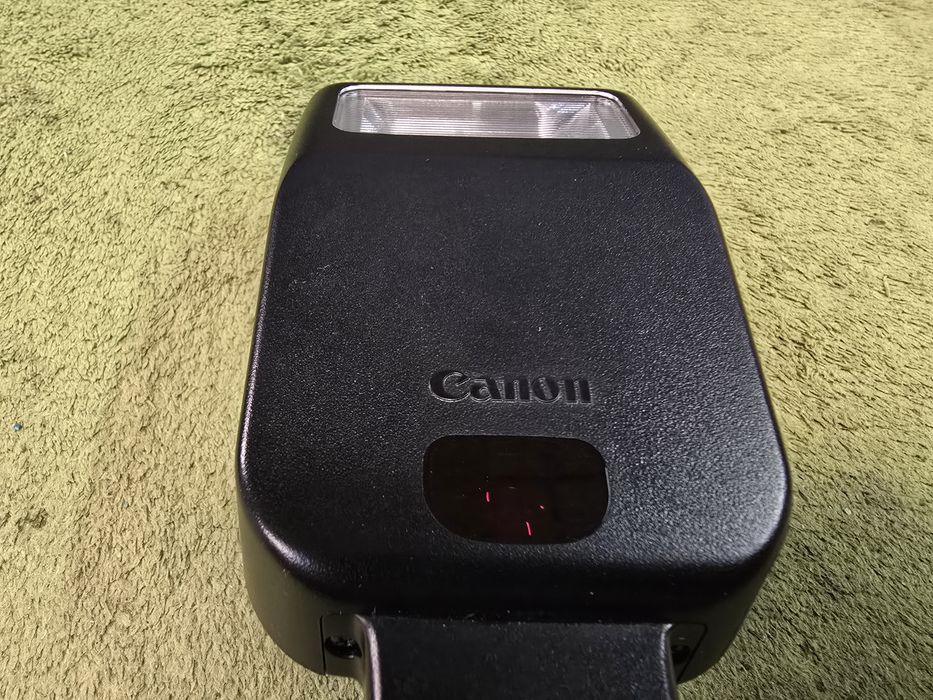 CANON Speedlite 200E lampa błyskowa.