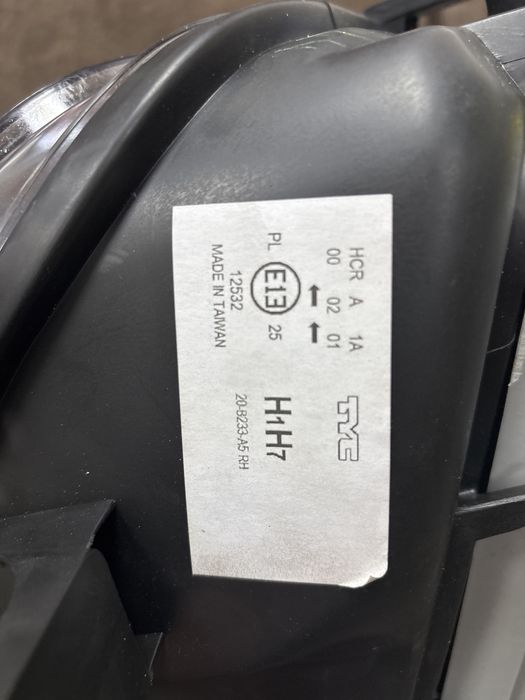 Фара права Fiat doblo 01-05