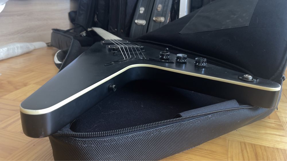 Dean V Stealth Black Satin korea
