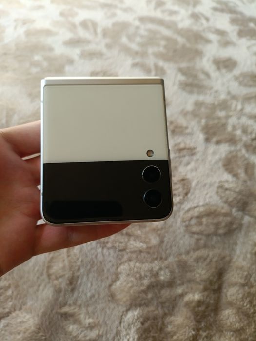 Samsung Galaxy Z Flip3 5G 8/128