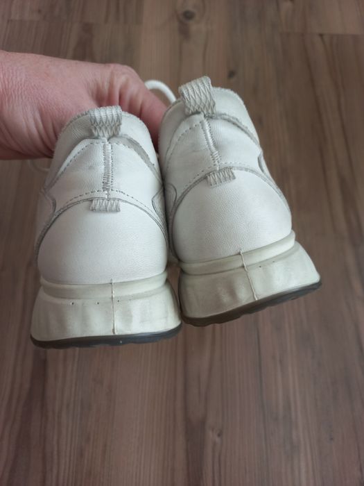 Шкіряна кросівки від ecco