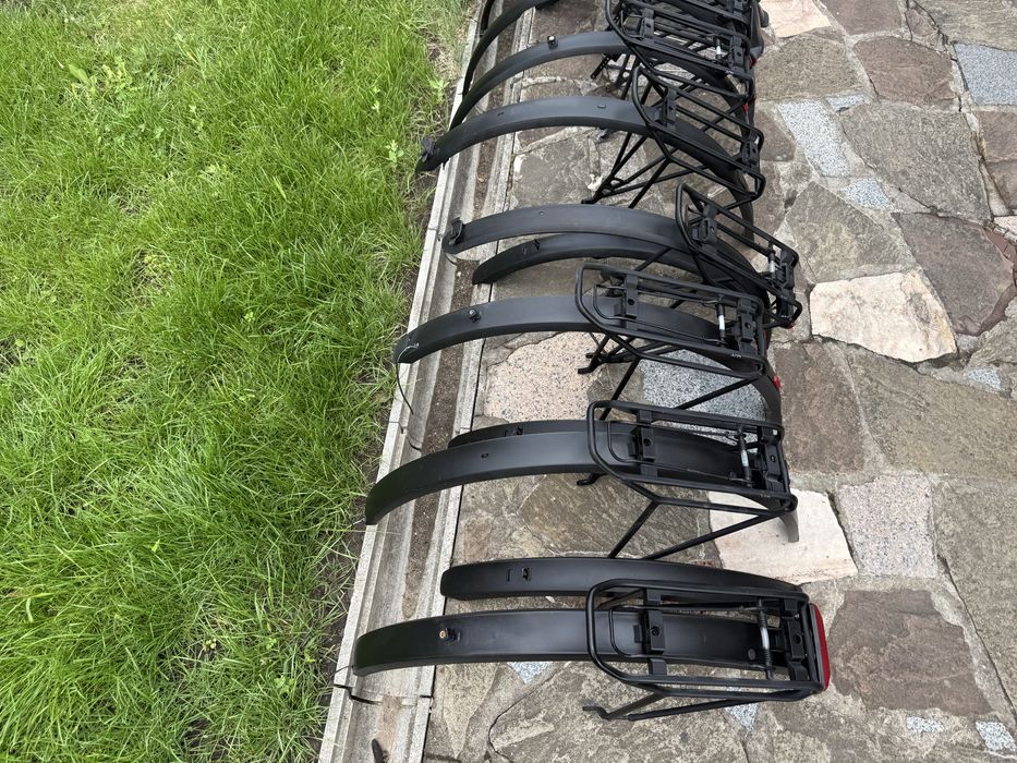 Багажник та підкрильники CUBE