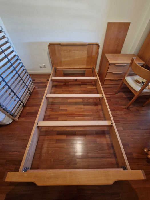 Cama de solteiro Olaio