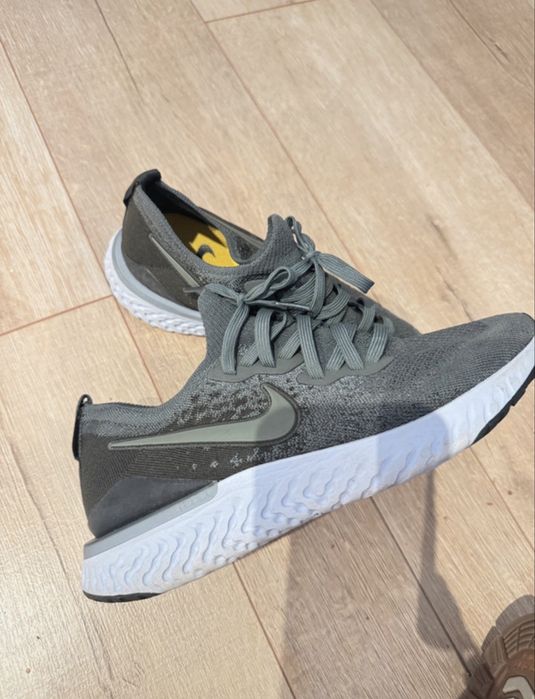 Tenis Nike Epic React Flyknit  2. Nr 42