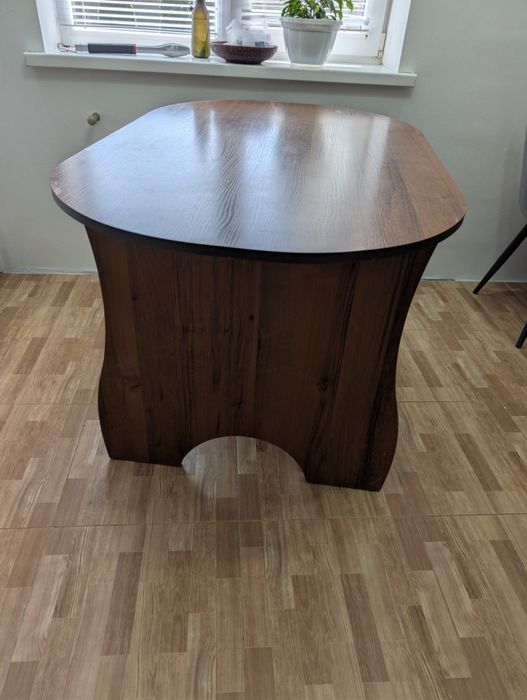 Продам стіл 120х75х75