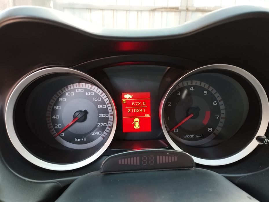 Панель приладів Lancer X