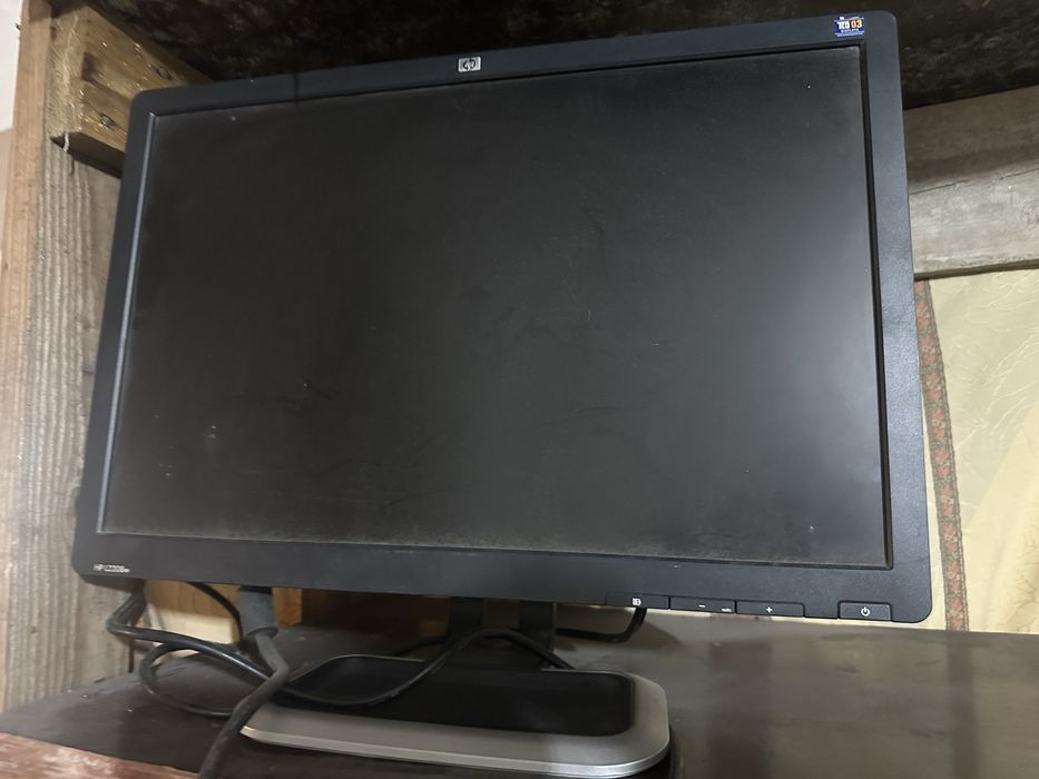 Televisao, LCD, aparelhagem de som, gira-discos