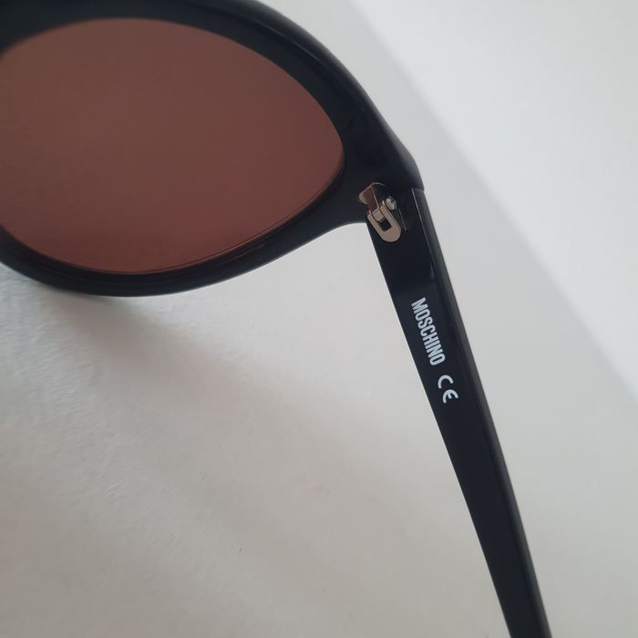 Okulary przeciwsłoneczne Love Moschino